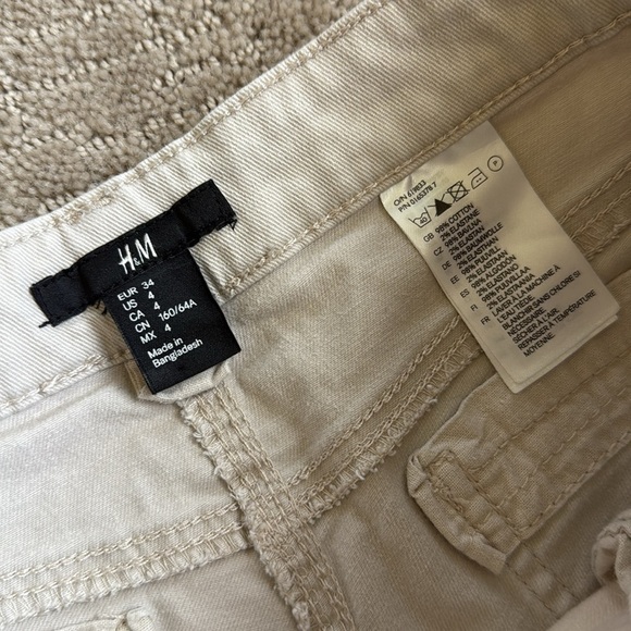 H&M Women's Shorts - Picture 3 of 5